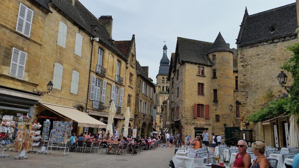 Sarlat.Catalina Apartment Bagian luar foto